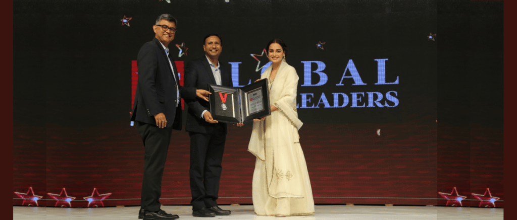Mindspace Outsourcing Pvt. Ltd. Cofounders Kenny Kshitij Jain and Manish Jindal wins ET Global Indian Leaders Awards 2022